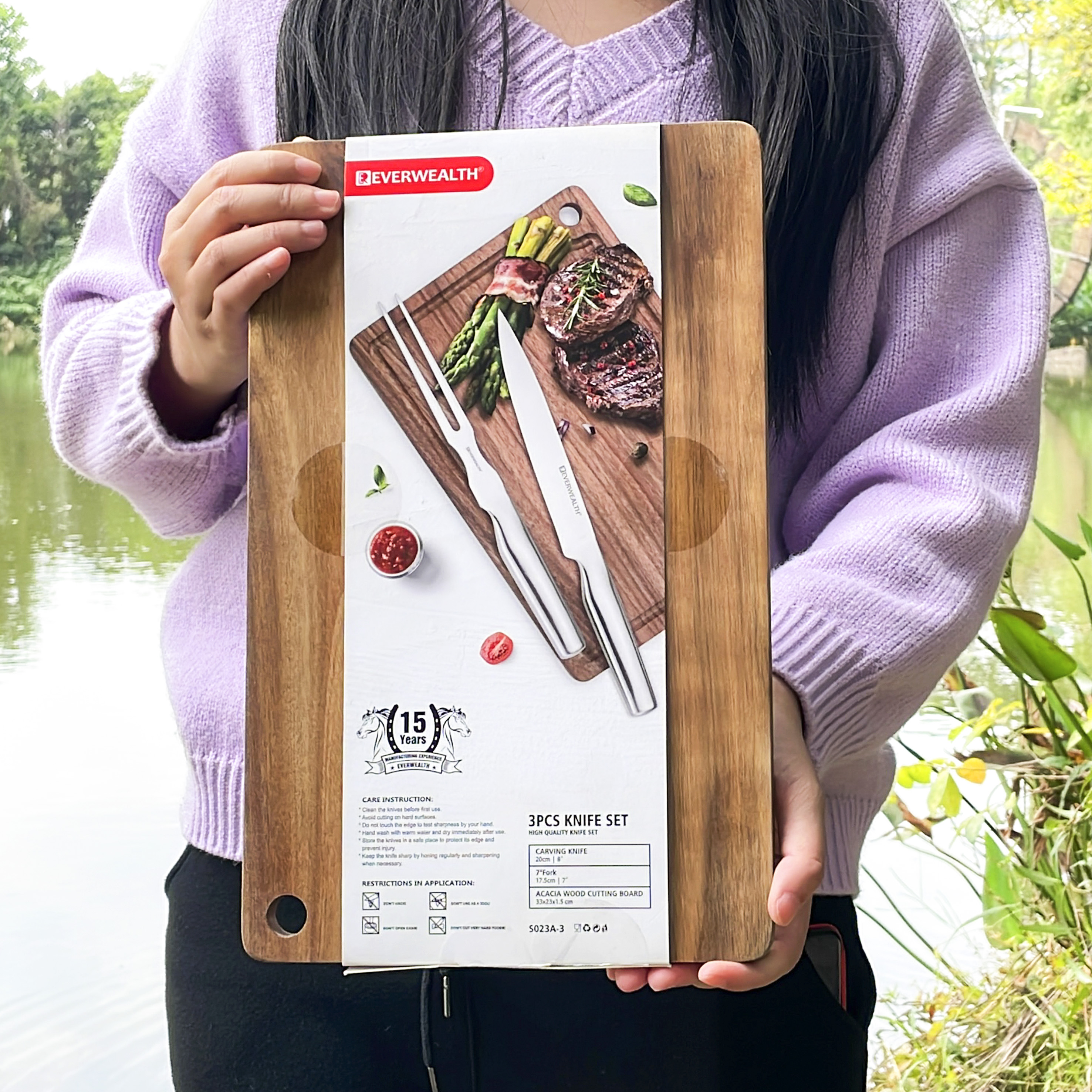 Chef's BBQ Slicing Knife Set With Meat Fork and Acacia Wood Cutting Board - S023A
