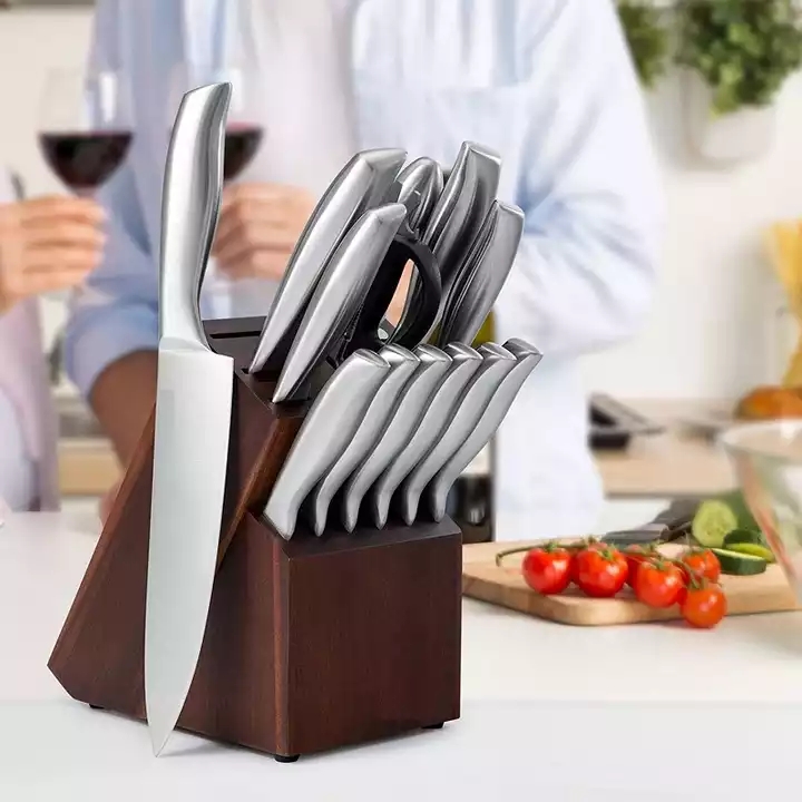 Metal handle kitchen knife